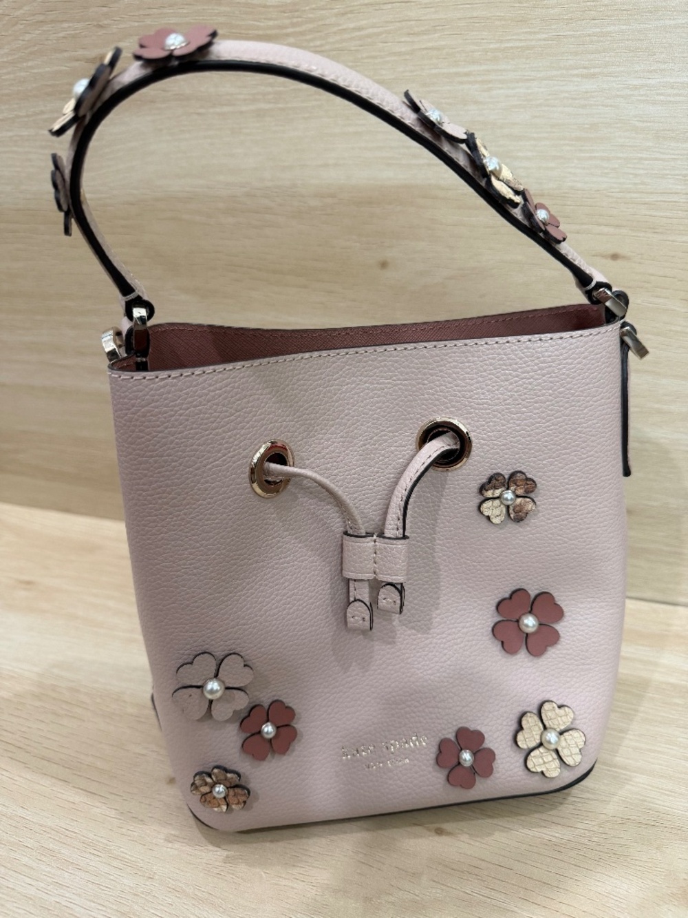 Kate Spade bucket bag